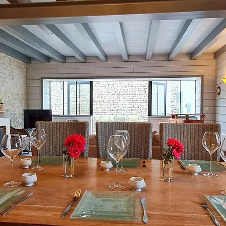 Magnifique Maison De Village Rhetaise * 圣马丹德雷